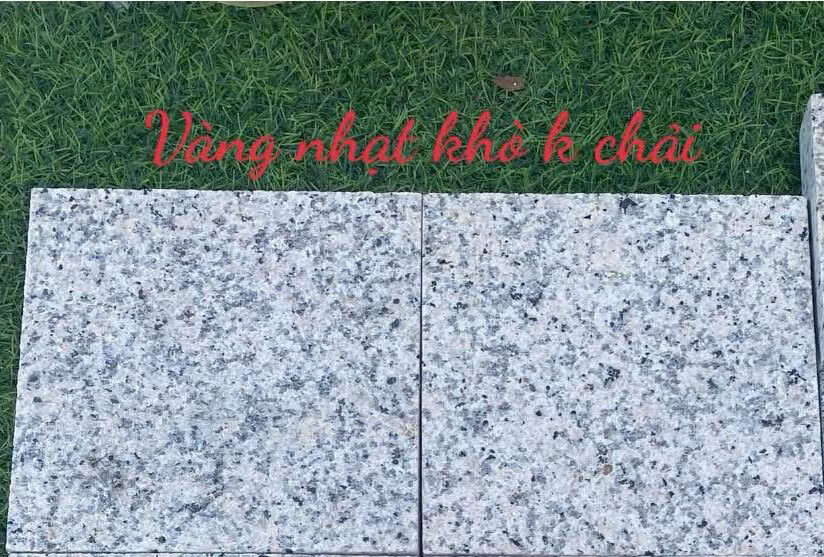 Đá Vàng Nhạt Khò Không Chải