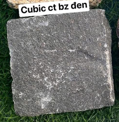 Đá Cubic Bazan Đen