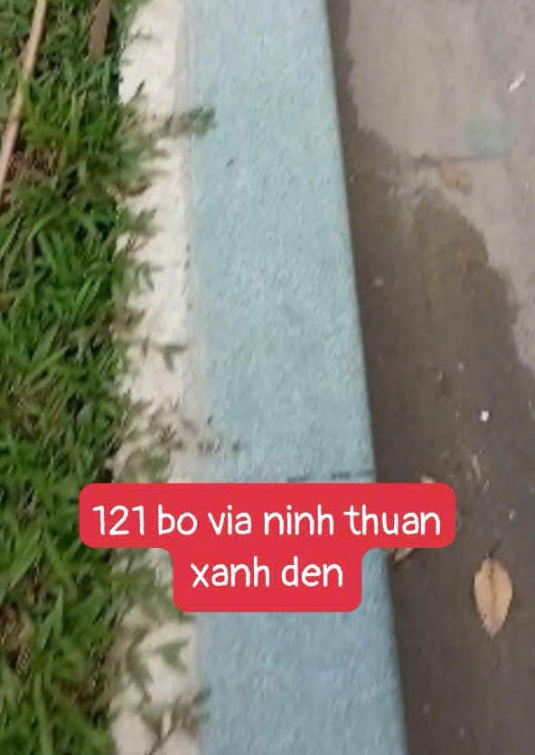 Đá Bó Vỉa Ninh Thuận Xanh Đen