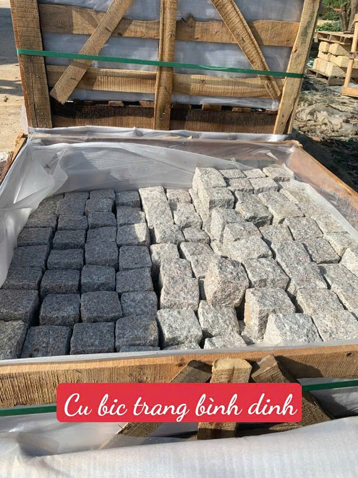 Đá Cubic Trắng Bình Định
