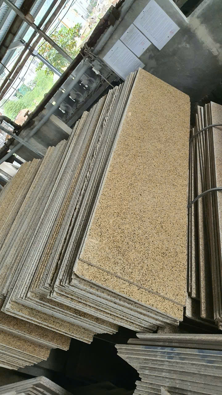 Đá Granite Vàng Trung Slab Bóng