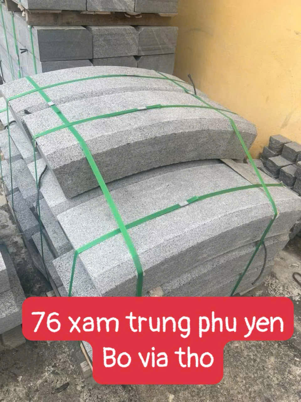 Đá Bó Vỉa Thô Cong Xám Trung Phú Yên